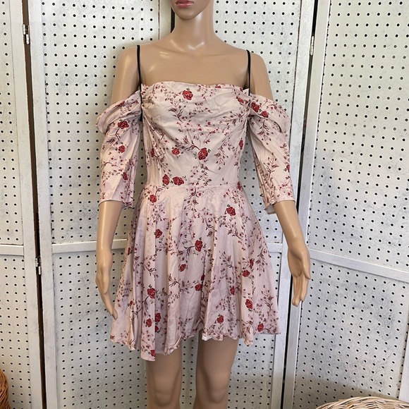 Lovers + Friends - Picture 1 of 8